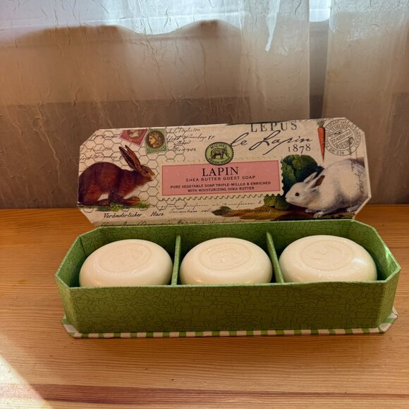 Michel Design Works Lapin Shea Butter Guest Soap. - Picture 2 of 5